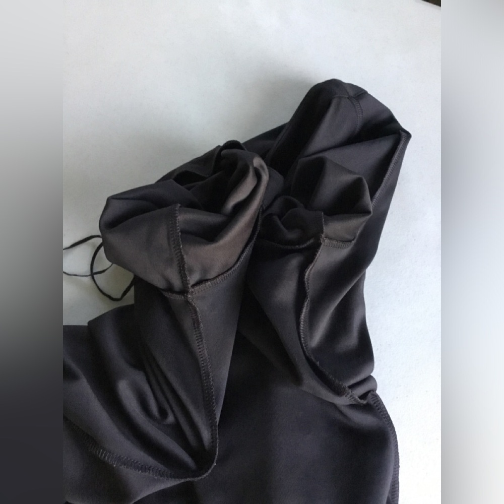 BANANA REPUBLIC ONE SHOULDER LONG SLEEVE TOP ELASTIC SLEEVE CUFFS - Picture 10 of 15